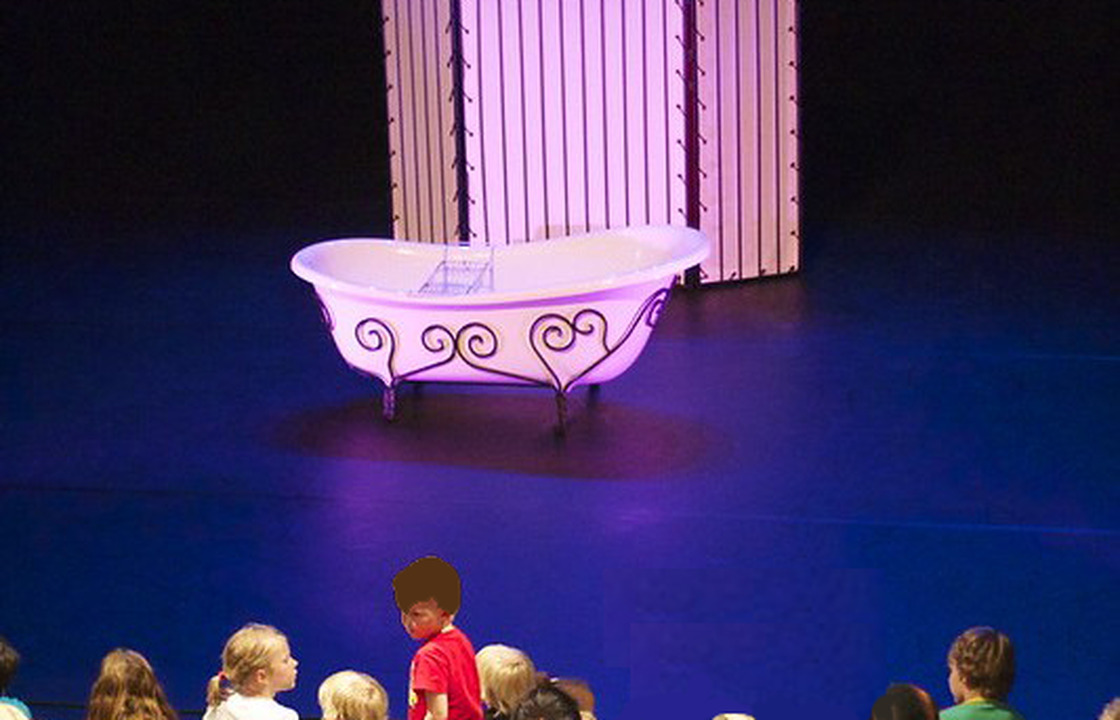 RAN INC. Legacy Lezing en Talk: jeugdtheater, identiteit en representatie.